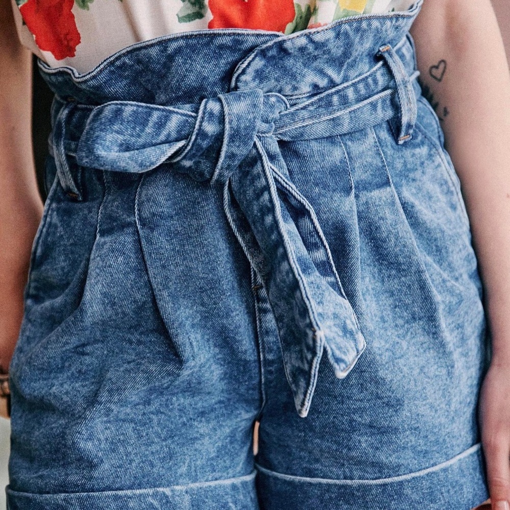 Sezane Light Blue High-Waist Paperbag Denim Shorts